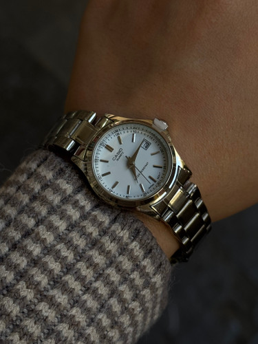 ساعت زنانه کاسیوکلاسیک کیفیت درجه 1