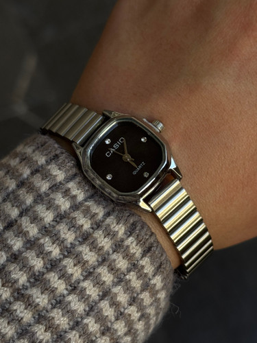 ساعت زنانه کاسیوکلاسیک کیفیت درجه 1