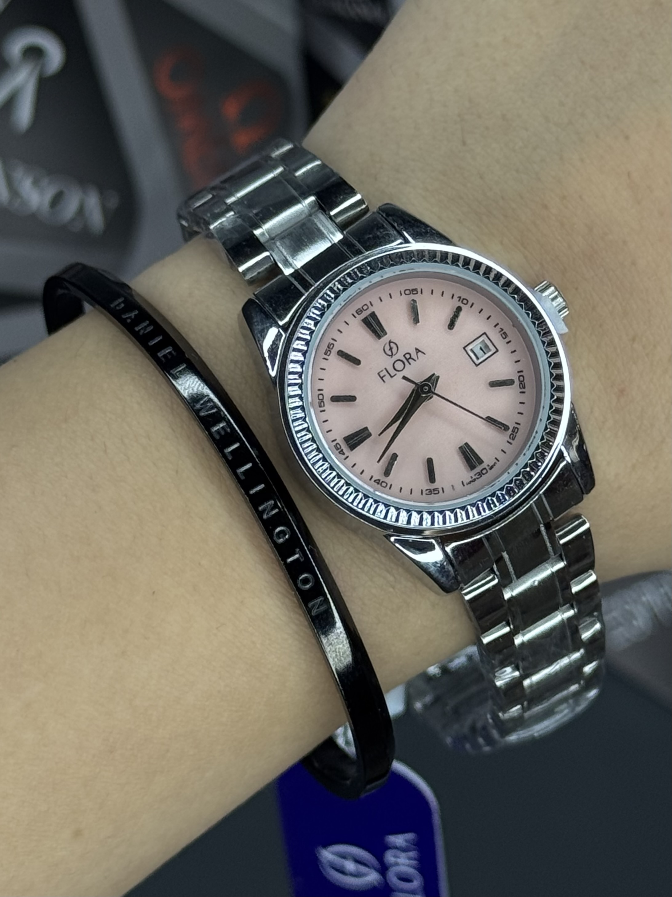 ساعت زنانه شرکتی فلورا